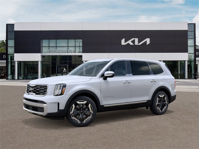 2025 Kia Telluride S photo 2