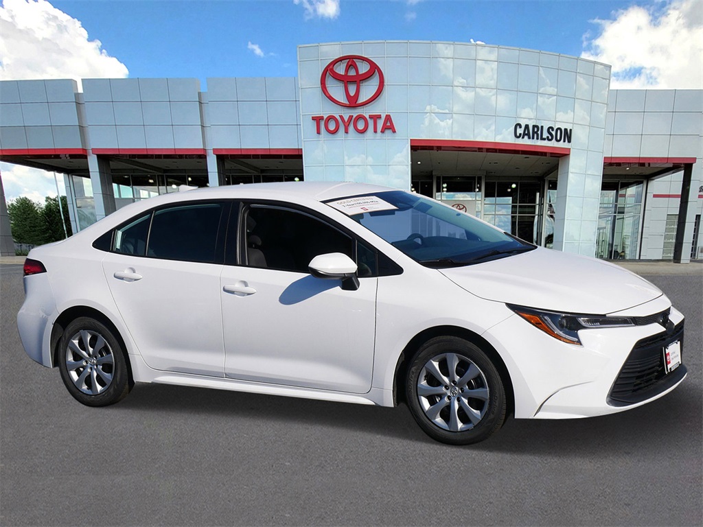 Used 2023 Toyota Corolla LE with VIN 5YFB4MDE5PP054677 for sale in Minneapolis, Minnesota