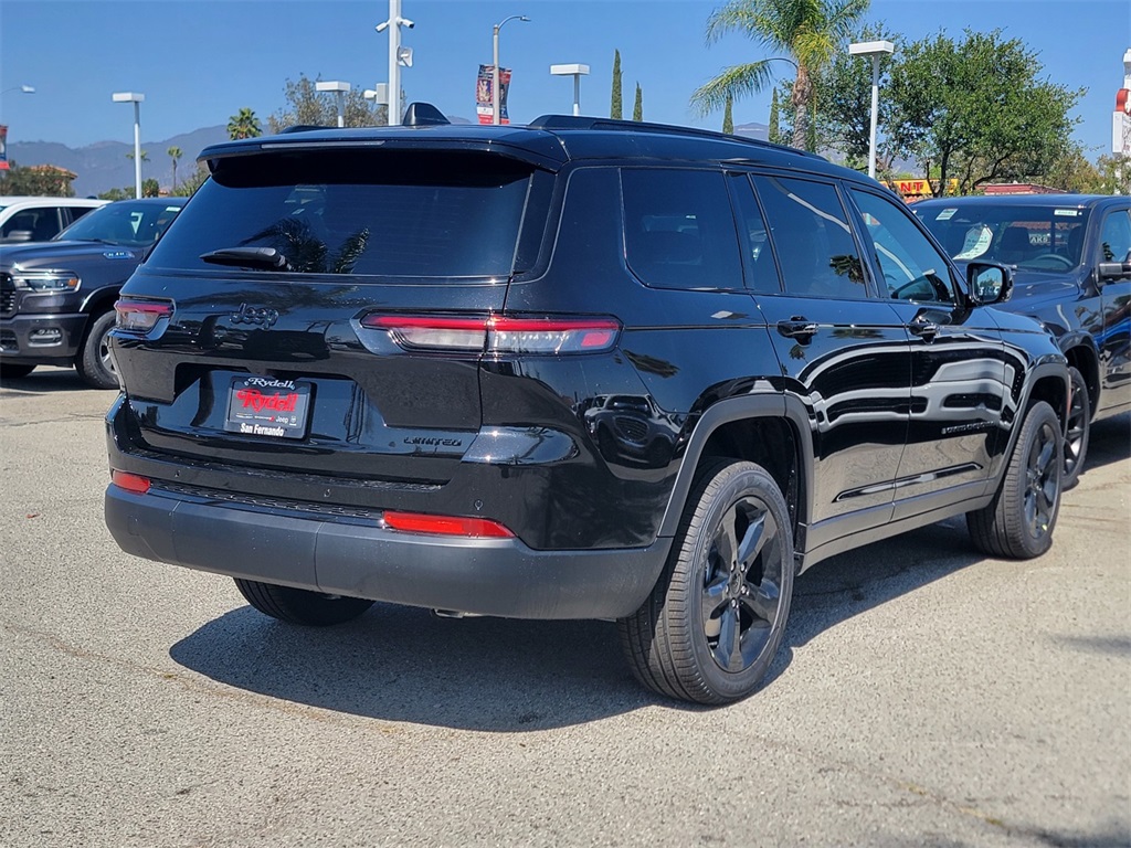 2025 Jeep Grand Cherokee Limited photo 4