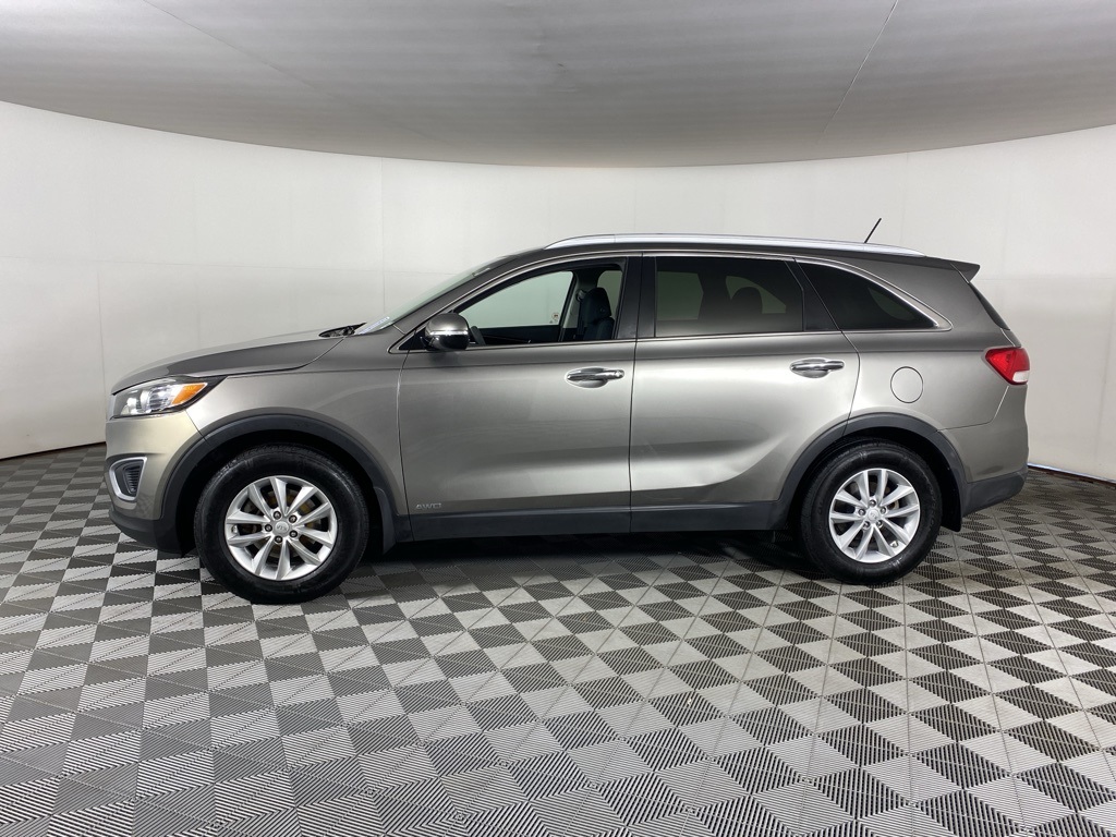 2017 Kia Sorento LX photo 5
