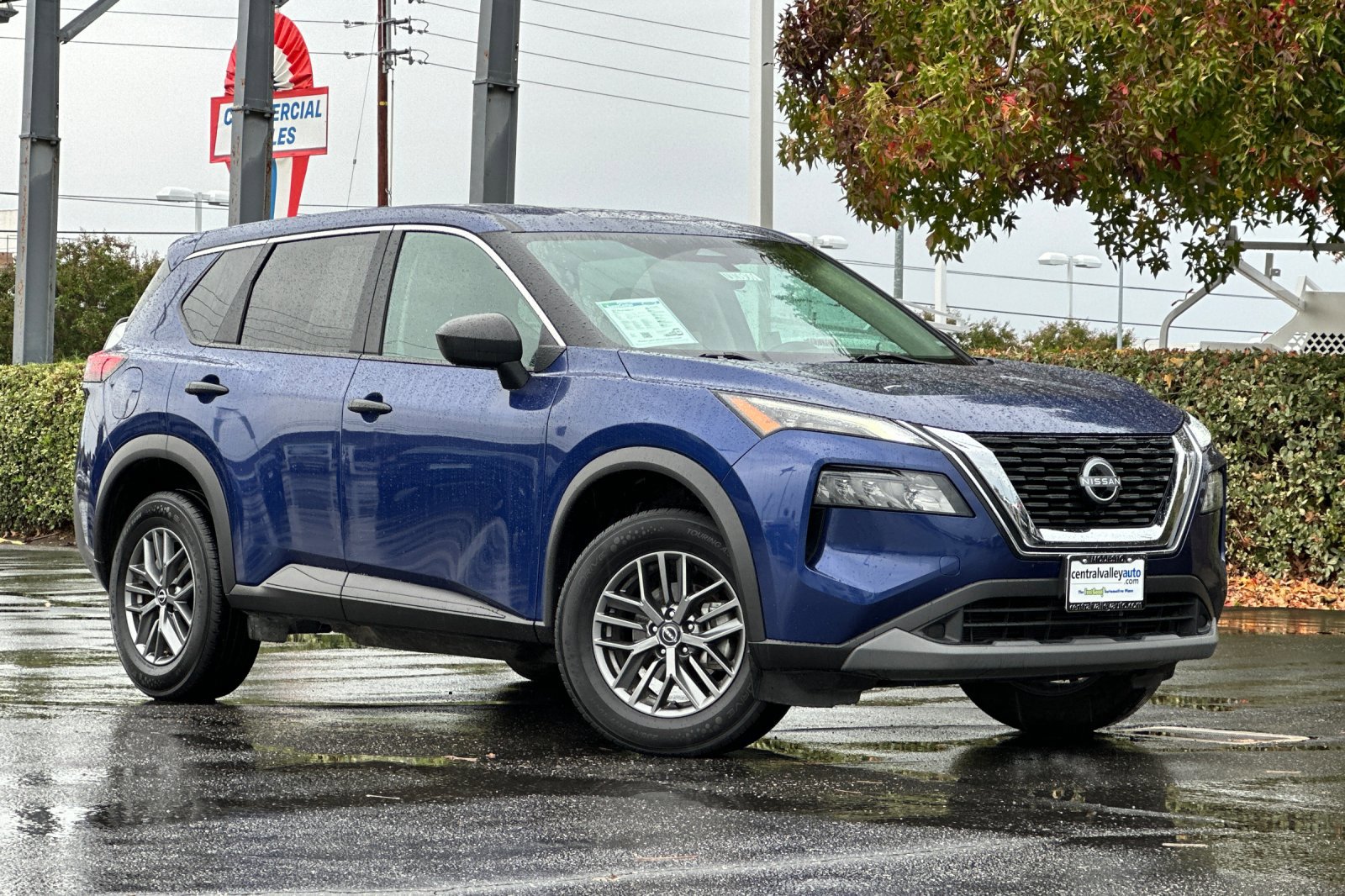 2023 Nissan Rogue S photo 2