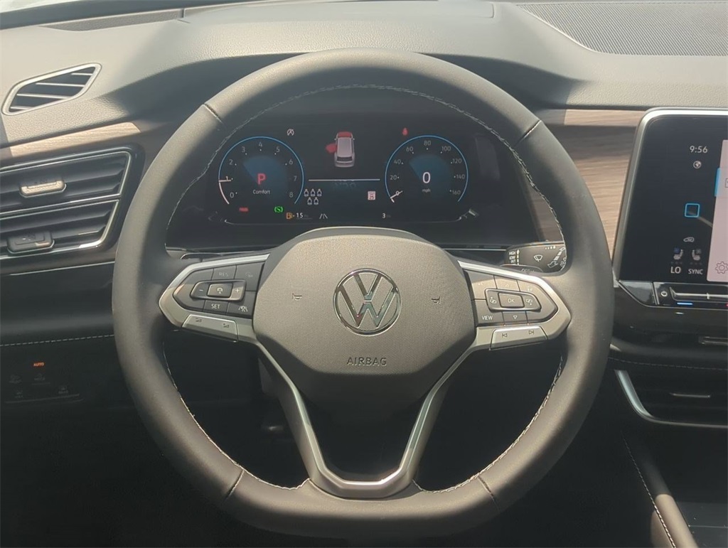 2025 Volkswagen Atlas SEL photo 10