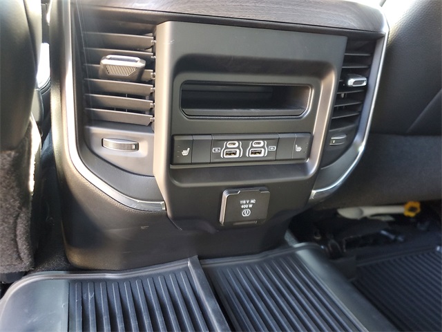 2025 Ram 3500 Laramie photo 12