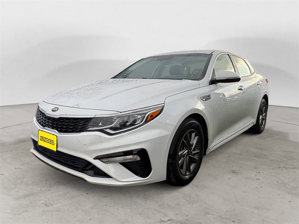 2020 Kia Optima LX's photo