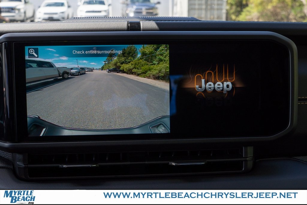 2025 Jeep Gladiator Sport photo 21