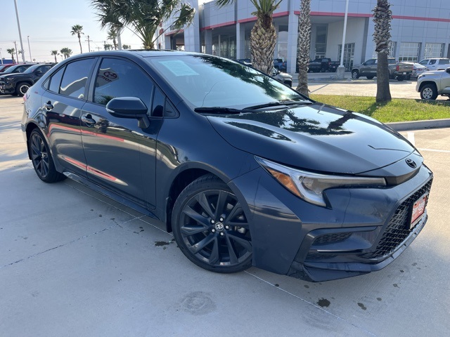 2024 Toyota Corolla SE's photo