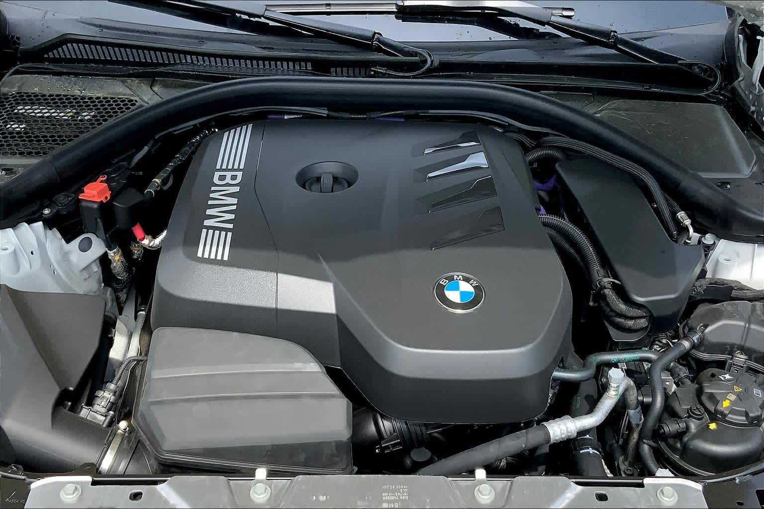 2025 BMW 3 Series 330i - Photo 16