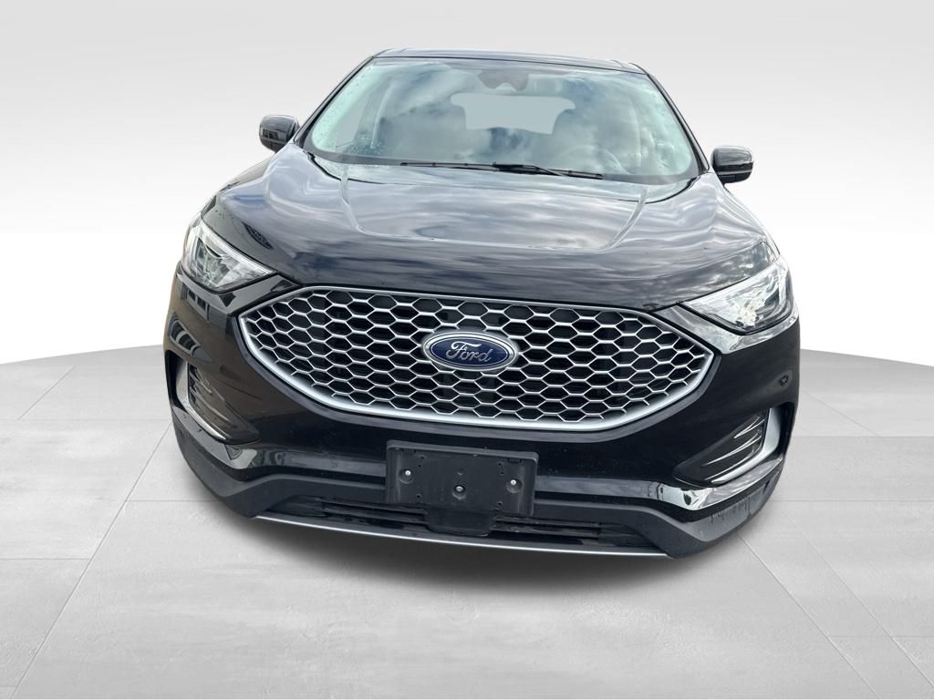 2024 Ford Edge SEL photo 3