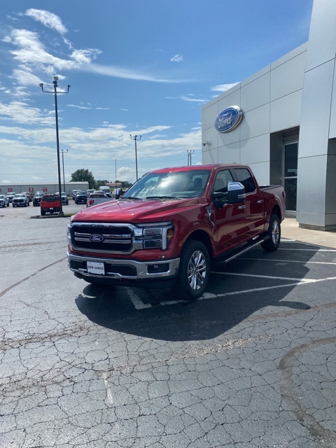 2025 Ford F-150 Lariat photo 3