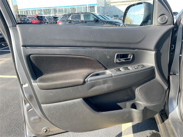 2024 MITSUBISHI OUTLANDER SPORT - Image 19