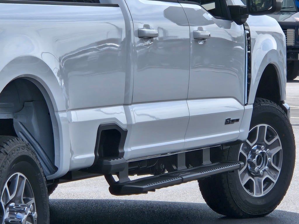 2026 Ford F-350 Lariat photo 11