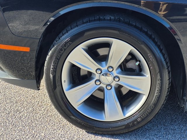 2018 Dodge Challenger SXT photo 8