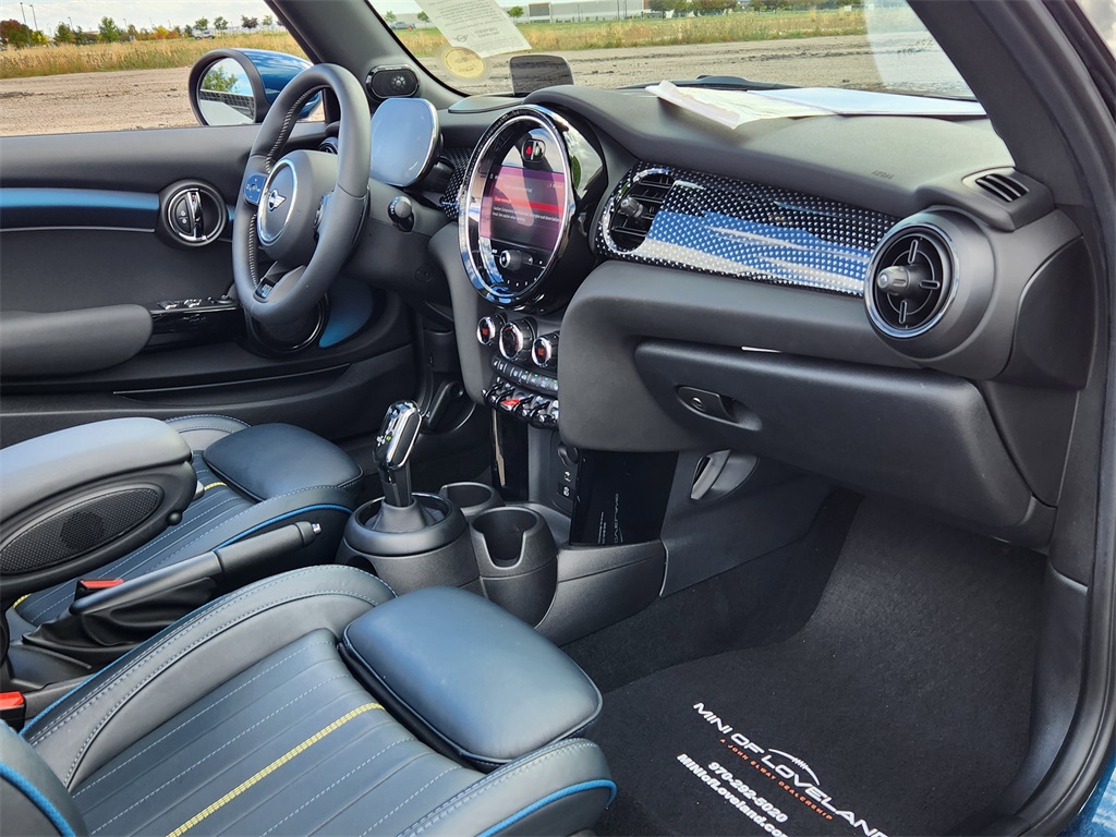 2023 Mini Cooper Convertible S photo 14