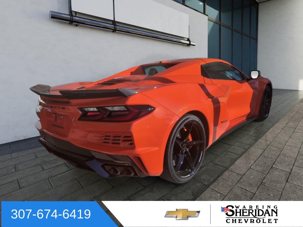 2025 Chevrolet Corvette E-Ray 3LZ photo 3