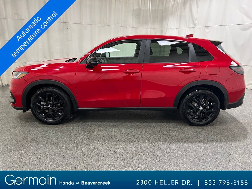 2025 Honda HR-V Sport photo 3