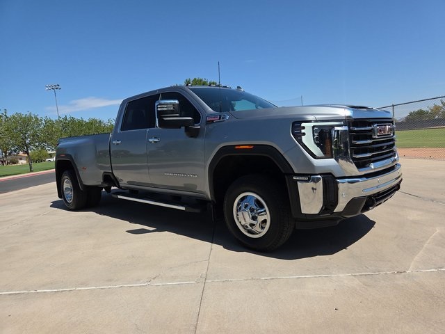 2024 GMC Sierra 3500HD SLT's photo