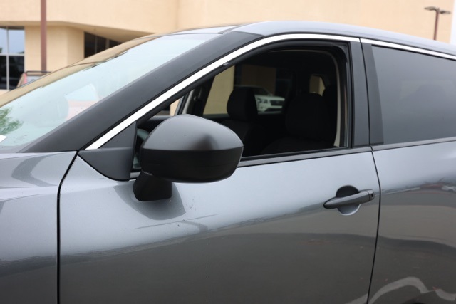 2026 Nissan Rogue S photo 12