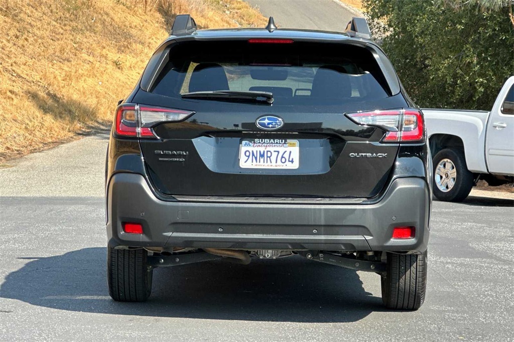 2025 Subaru Outback Onyx Edition photo 5