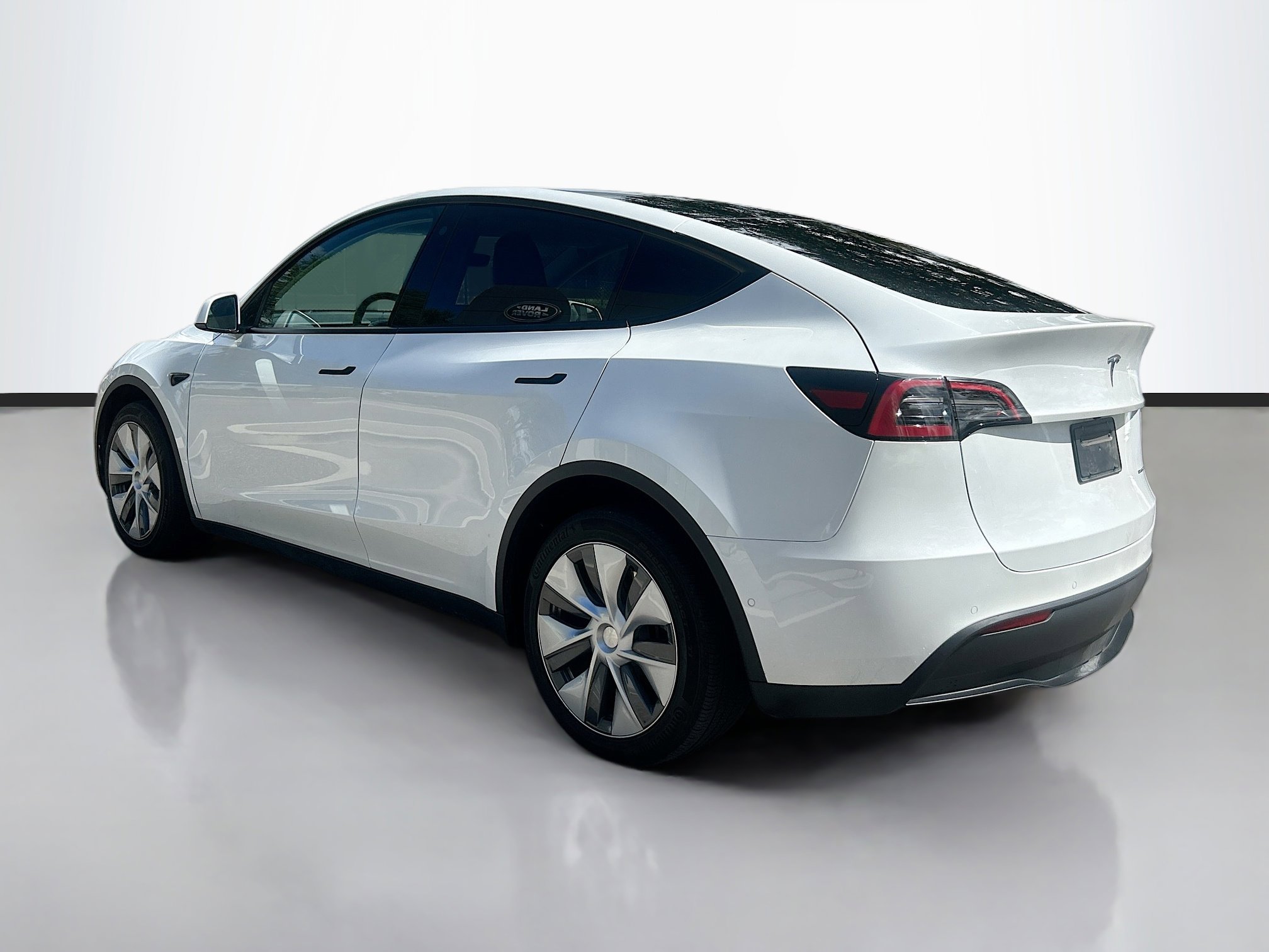 2022 Tesla Model Y Long Range photo 3