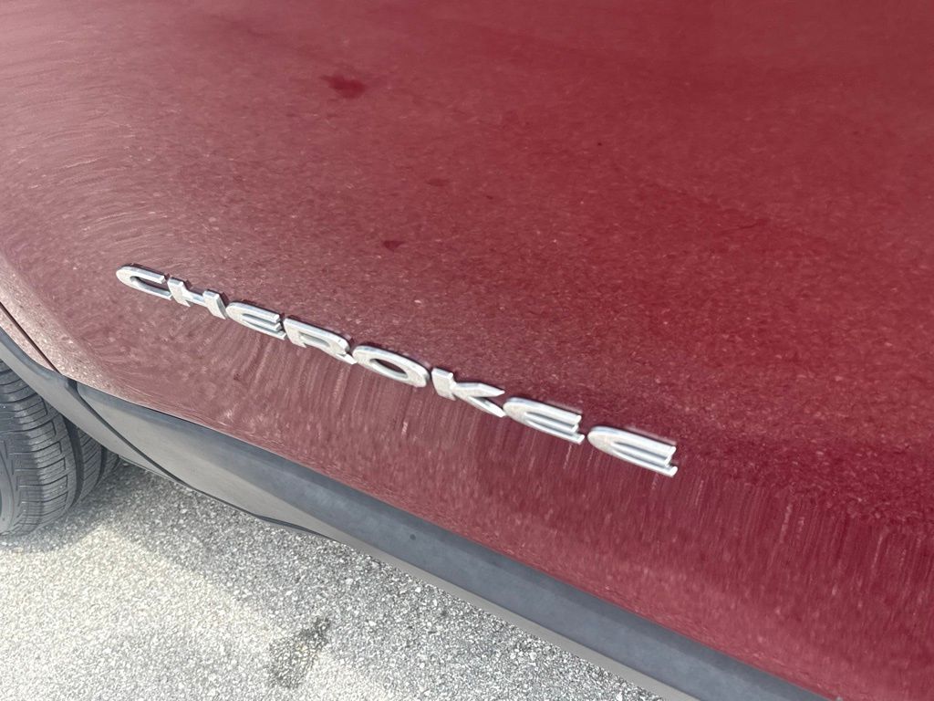 2019 Jeep Cherokee Latitude photo 26