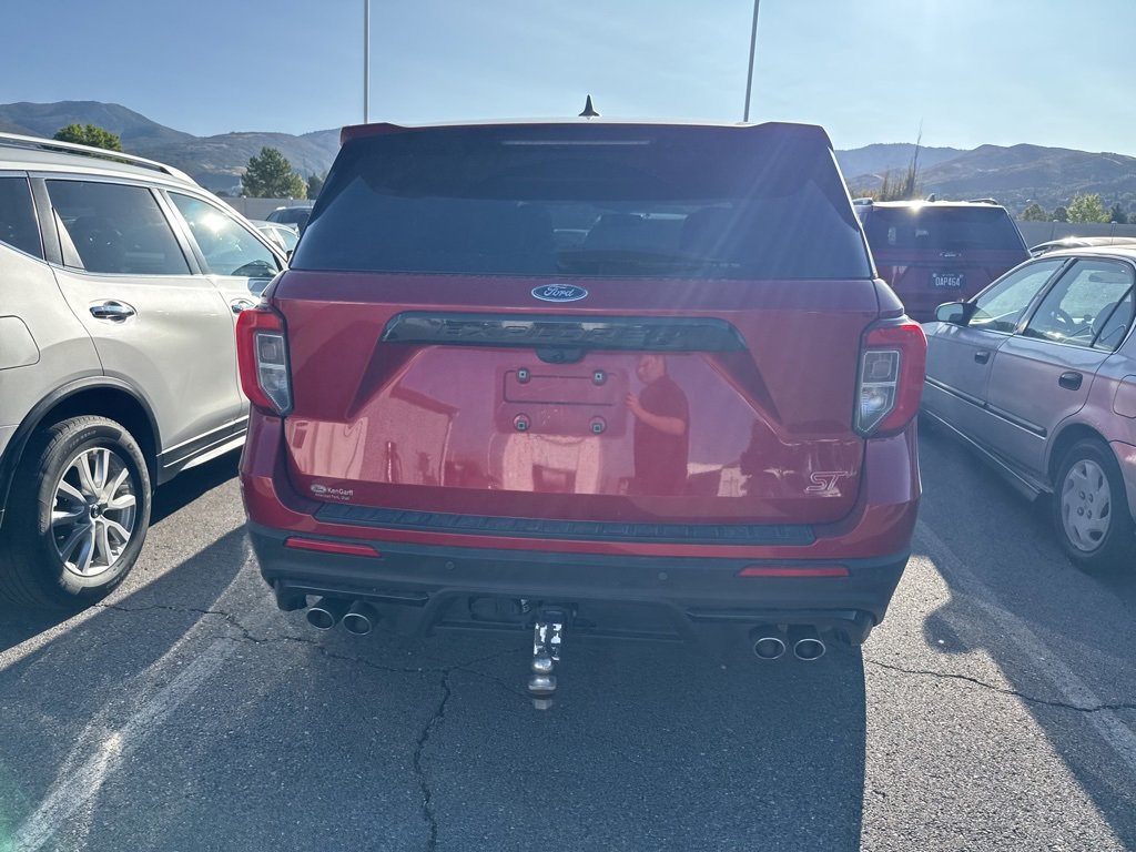 2021 Ford Explorer ST photo 11