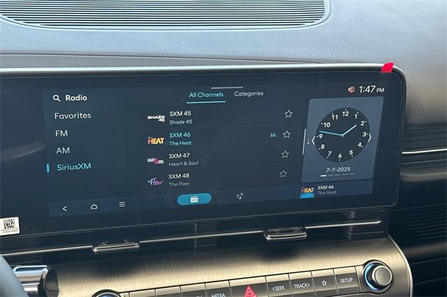 2025 Hyundai Kona SEL photo 14