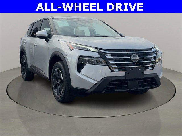 2024 Nissan Rogue SV's photo