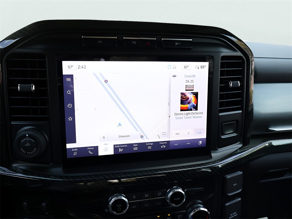 2023 Ford F-150 Lariat photo 21