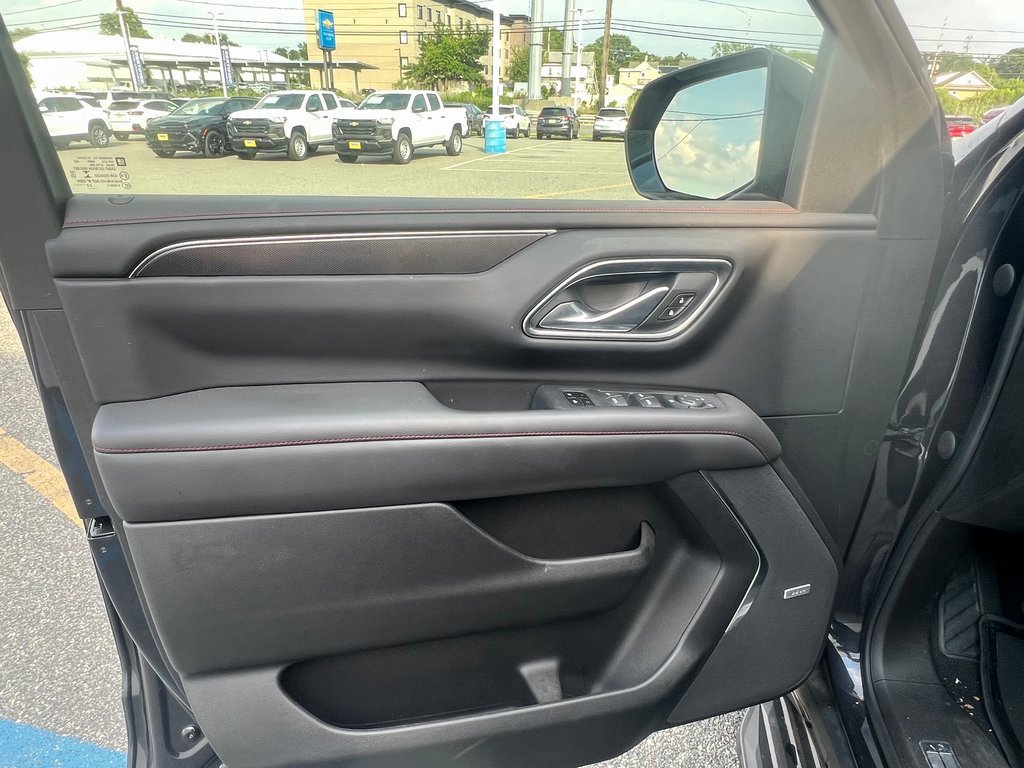 2023 Chevrolet Tahoe RST photo 5