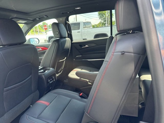 2024 Chevrolet Traverse RS photo 3
