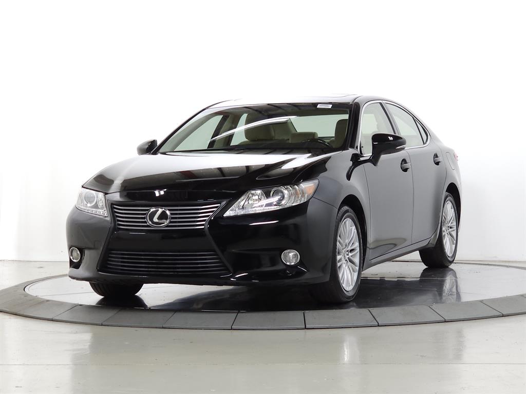 2013 Lexus ES 350 photo 2
