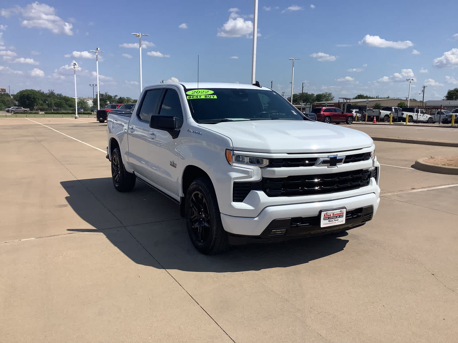 2022 Chevrolet Silverado 1500 RST photo 3