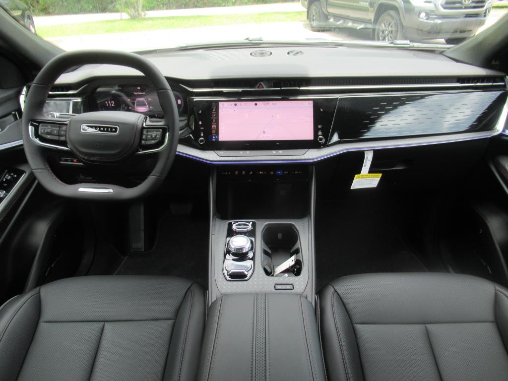 2025 Jeep Wagoneer S Limited photo 12