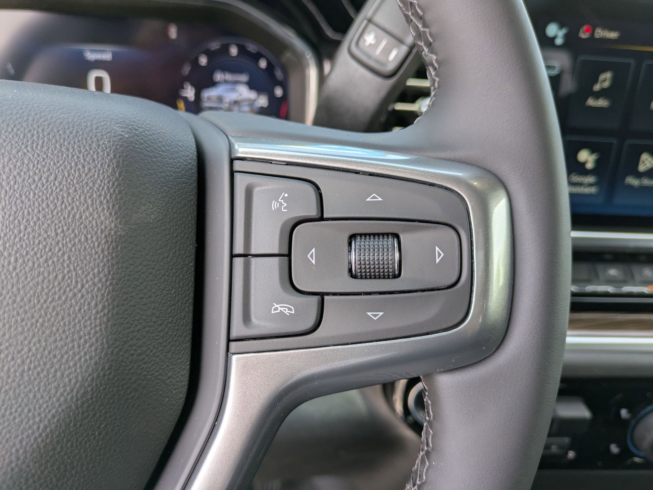 2025 Chevrolet Silverado RST photo 22