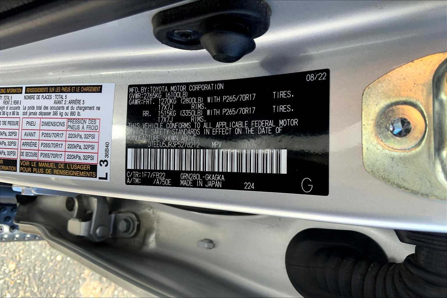 2023 Toyota 4Runner SR5 photo 28
