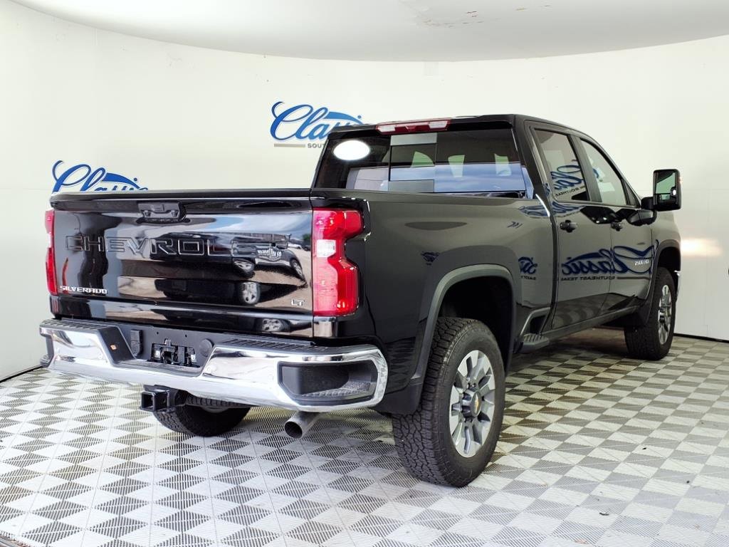2025 Chevrolet Silverado 2500HD LT photo 24