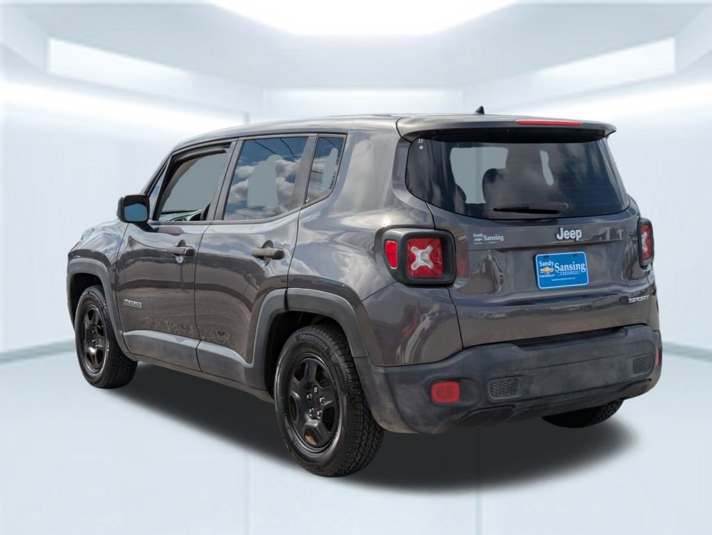 2016 Jeep Renegade Sport photo 3