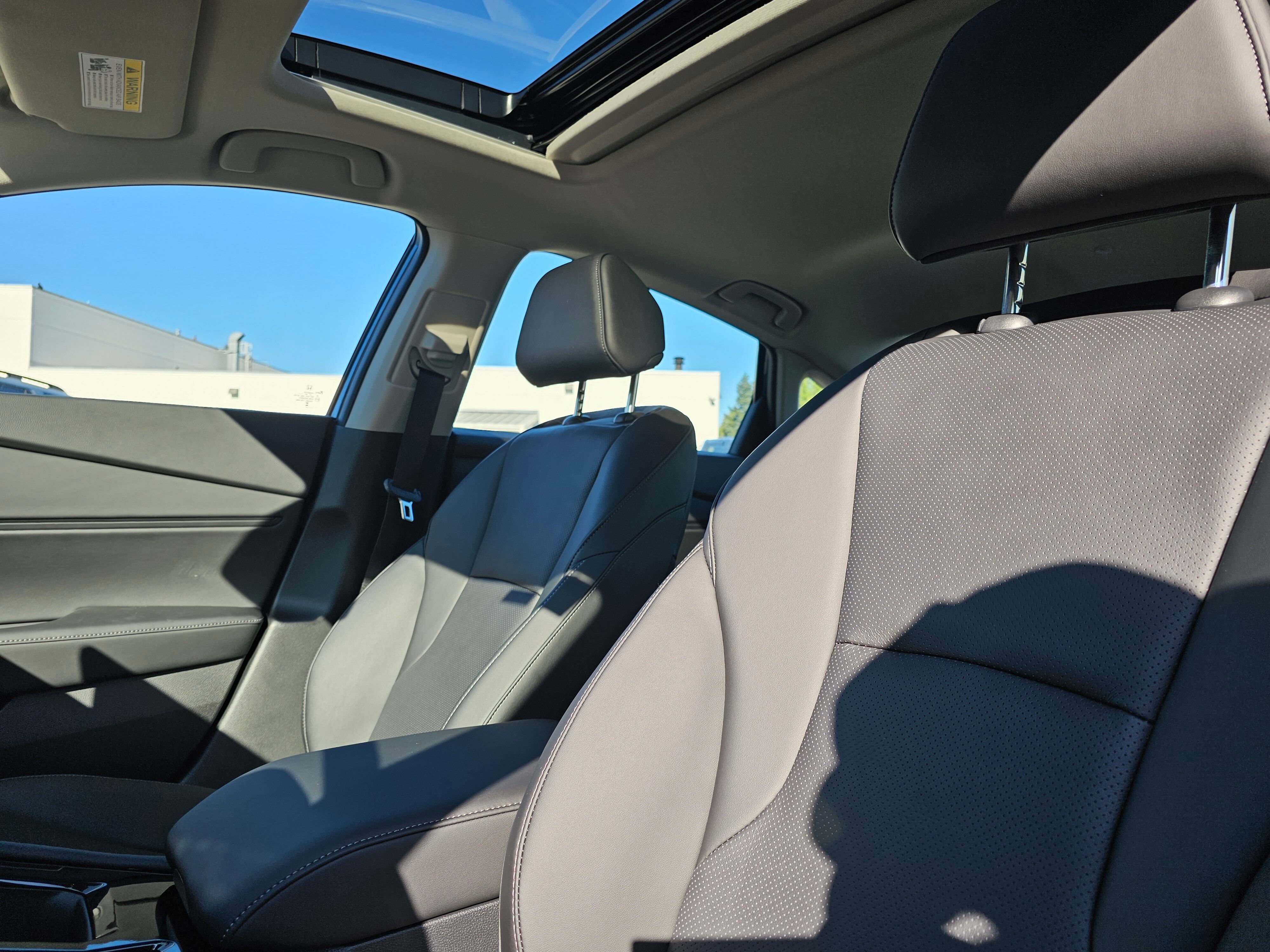 2025 Honda Accord Hybrid Touring photo 9