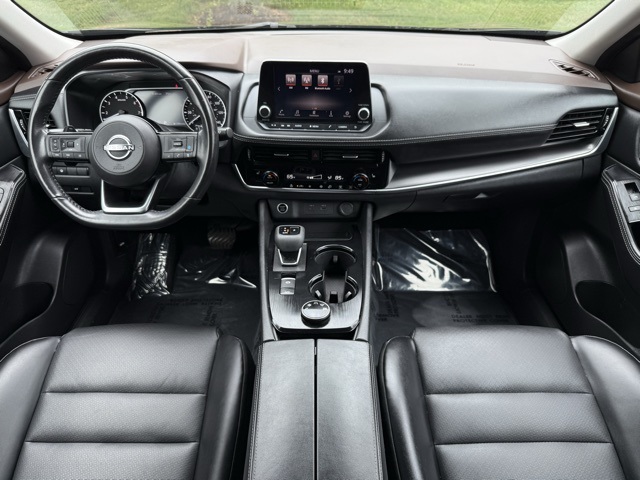 2023 Nissan Rogue SV photo 4
