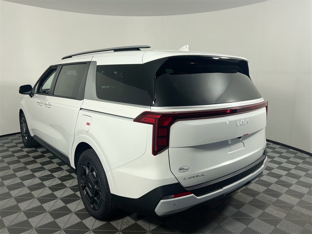 2026 Kia Carnival EX photo 4