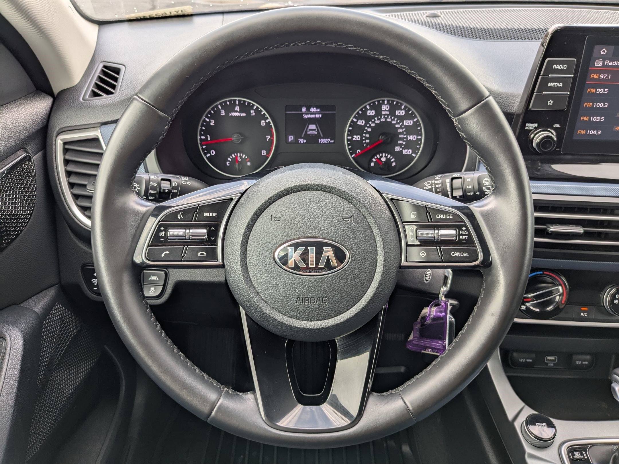 2021 Kia Seltos S photo 13