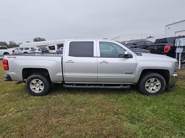 2018 Chevrolet Silverado 1500 LT photo 3