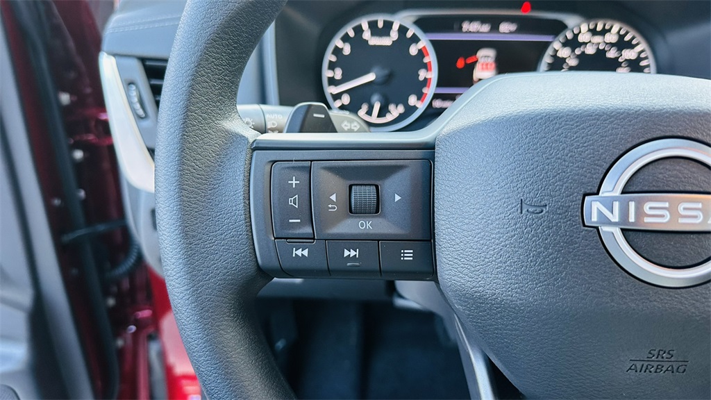 2026 Nissan Rogue S photo 16