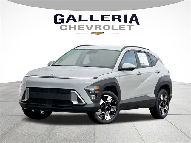 2025 Hyundai Kona SEL photo 2