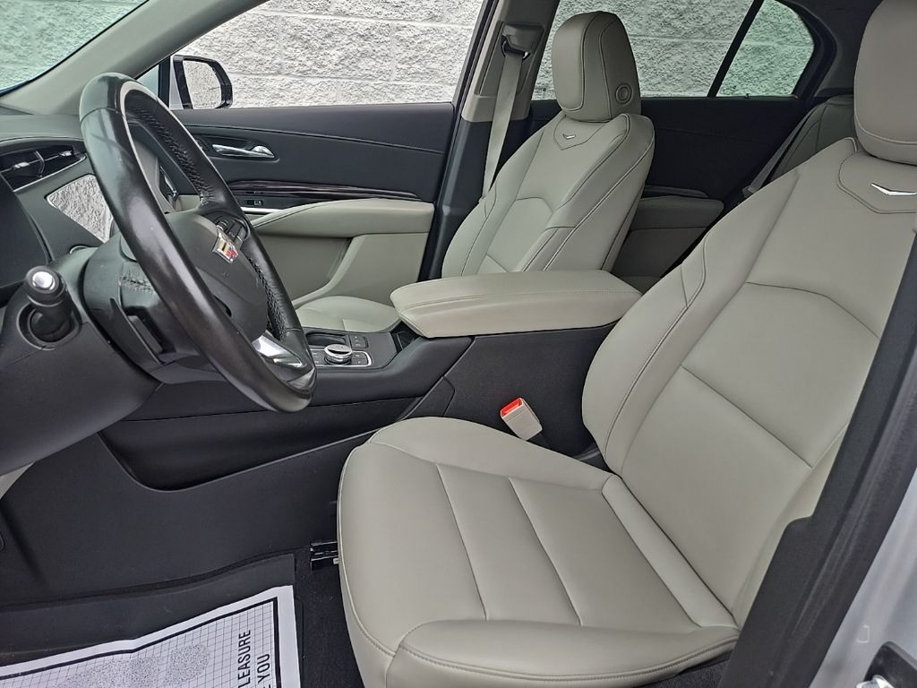 PreOwned 2022 Cadillac XT4 Luxury 4D Sport Utility in Williamsville 