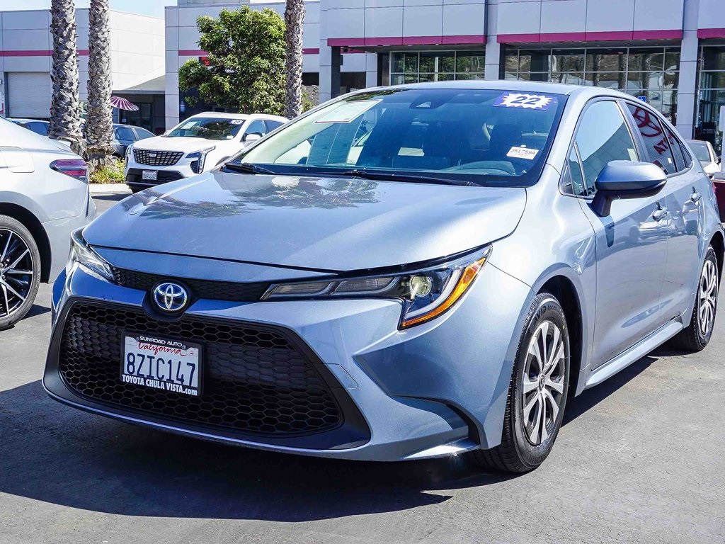 2022 Toyota Corolla Hybrid LE photo 3