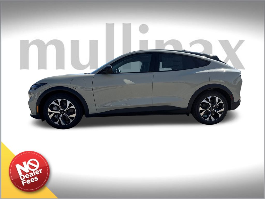 2025 Ford Mustang Mach-E Select photo 2