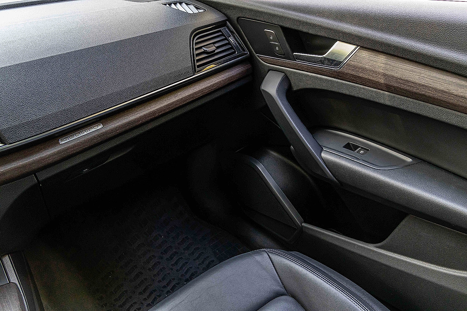 2021 Audi Q5 Premium photo 18