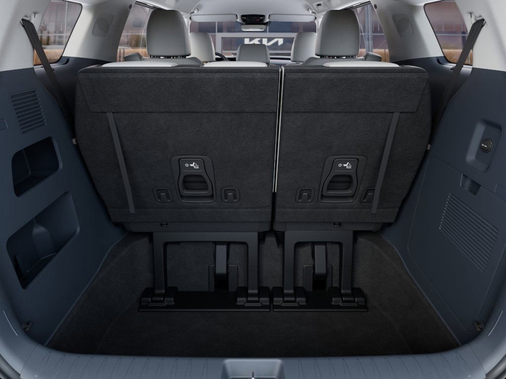 2025 Kia Carnival EX photo 19