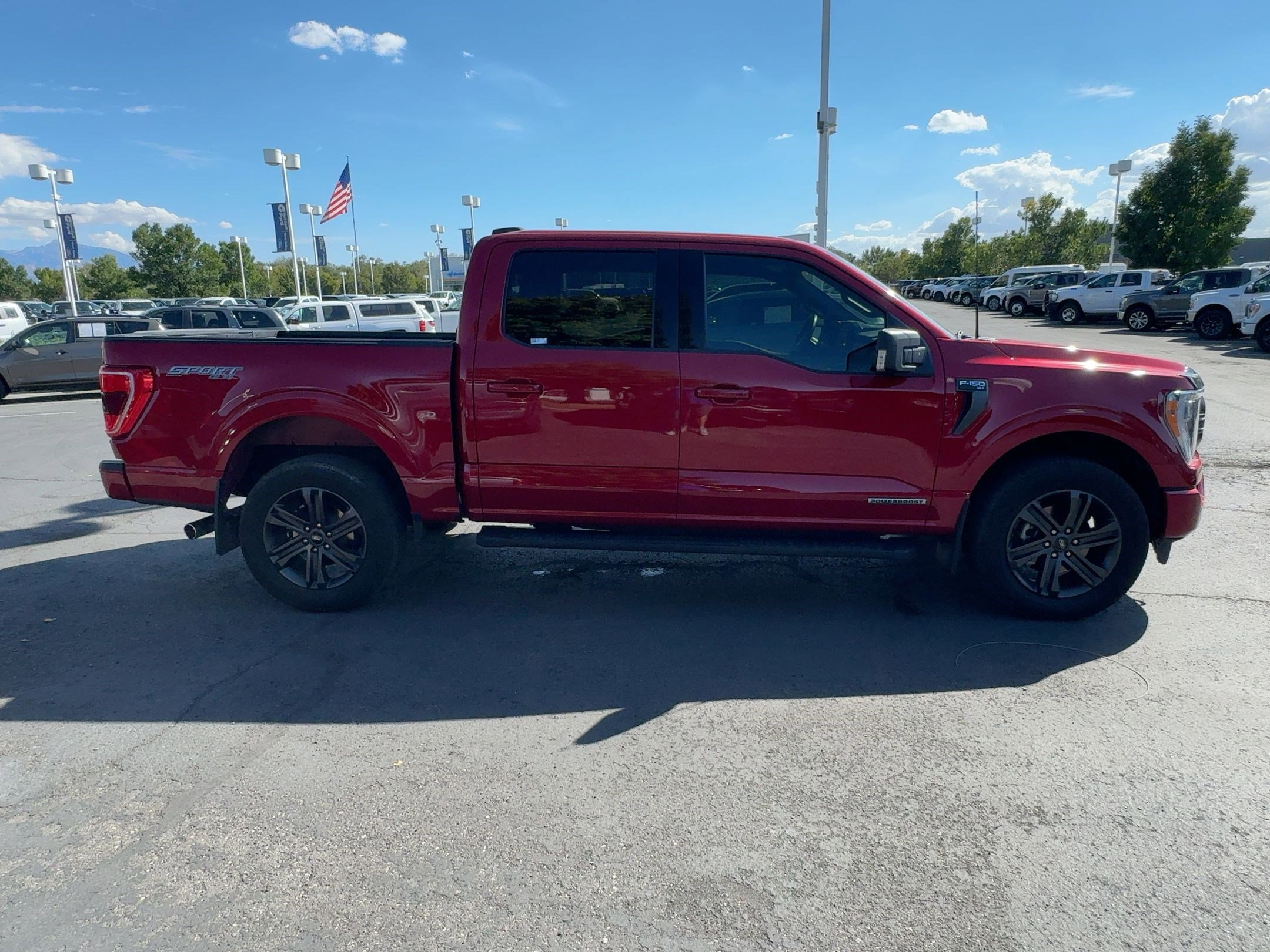 2022 Ford F-150 XLT photo 2
